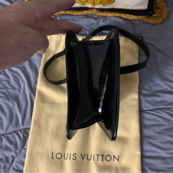 Rare Louis Vuitton Black Damier Club Bag - Picture 6 of 16